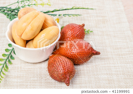 Salak Palm , waive or snake fruit. 41199991