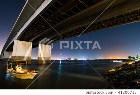 NIght view of Ras al Khaimah city bellow bridge 41200715