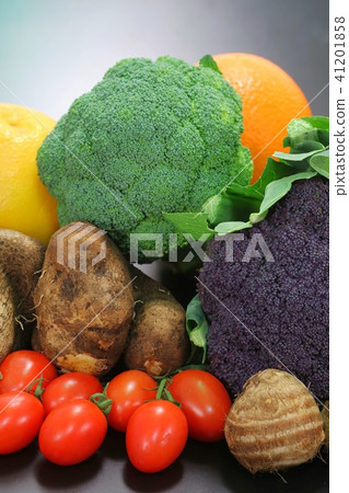 Purple Broccoli Yam Tomato Tatamo Tomato 41201858