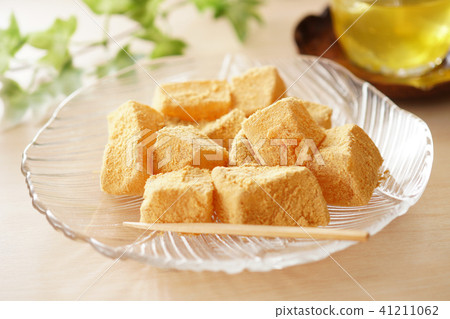 Warabimochi  41211062