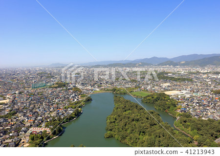 A park with a pond Shirarumi Oike park Shooting Fukuoka city direction from Kasugaru 41213943