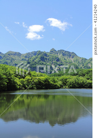 戶隱高原初夏鏡池 41214240