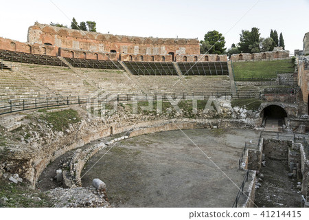 陶爾米納希臘劇院 41214415