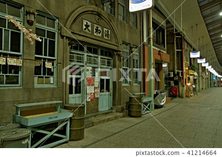 Onomichi's night shopping district Onomichi's night shopping district 41214664