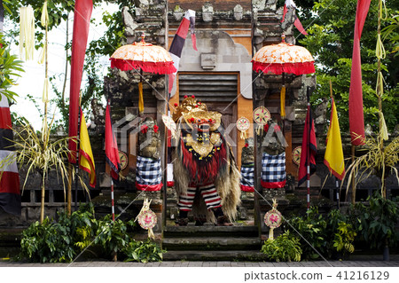 Balinese traditional arts Balinese traditional arts 41216129