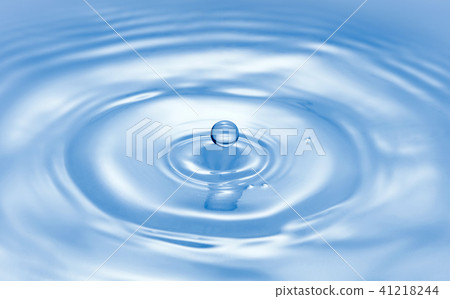 droplet splash 41218244