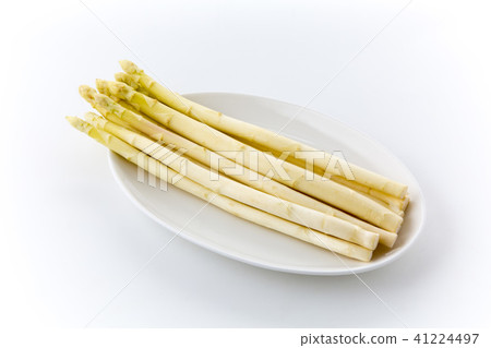 白蘆筍白色橢圓形板綻放覆蓋視圖 41224497