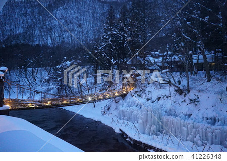Honjyu Kohisaki Kazura Bridge 2 41226348