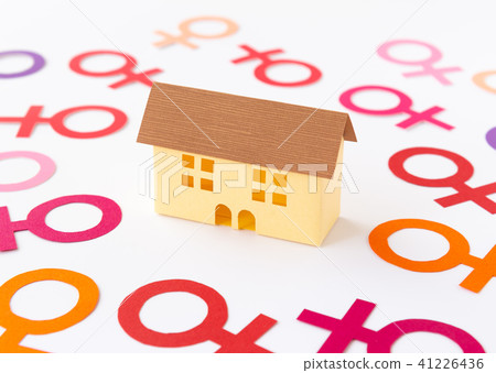 女性只出租物業房地產Mesmark符號 女性只出租物業房地產Mesmark符號 41226436