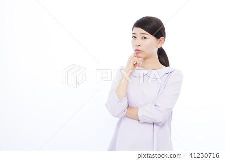 30s women 41230716