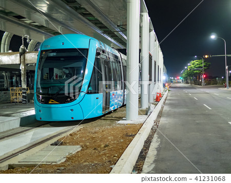 Freshwater light rail 41231068