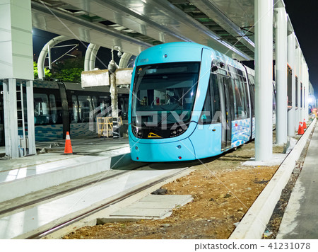 Freshwater light rail 41231078