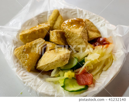 Stinky tofu 41232140