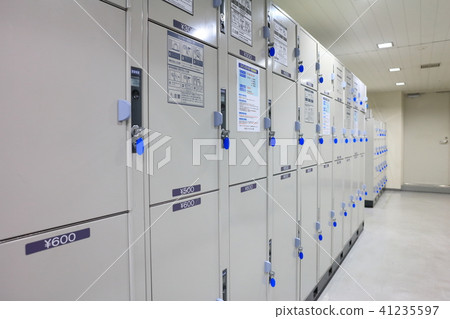 Coin locker at JR Hakata Station 41235597