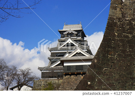 Kumamoto Castle castle tower and Ishigaki 41237007
