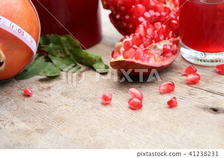 pomegranate fruit with juice 41238231