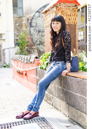 Asian Taiwan Tainan blue sun illustration female woman girl portrait portrait 41239737