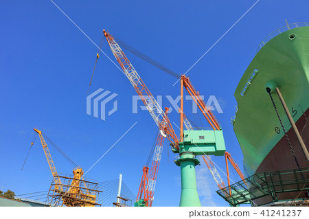 A shipyard of fine weather (sunny) A shipyard of fine weather (sunny) 41241237