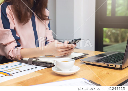 Businesswoman discussing sale analysis Chart 41243615
