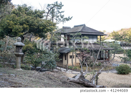 The Sansei garden located in the southeastern part of Yokohama City, old architecture is relocated and it is a place you want to visit once 41244089