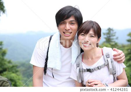 Hiking couple Hiking couple 41244281