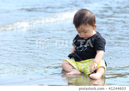 The first sea 41244603