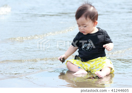 The first sea 41244605