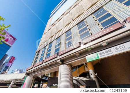 Scenery at the west entrance of Ebisu station 41245199