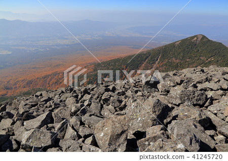 View the Nishi-dake direction on the northwestern side from Yatsugatake mountain top 41245720