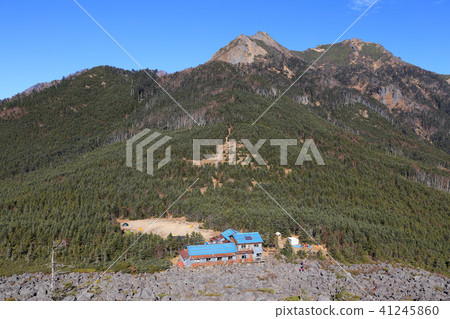 從Yatsugatake山坡向東北側的山間小屋 41245860