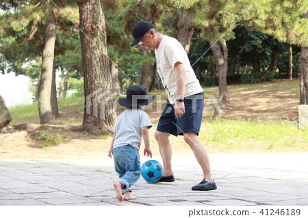 Grandpa and ball play 41246189