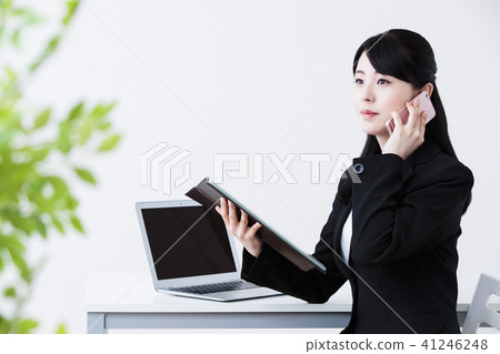 Business office women personal computer business woman Business office women personal computer business woman 41246248