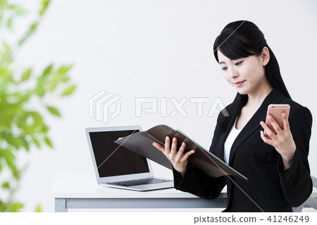Business office women personal computer business woman Business office women personal computer business woman 41246249
