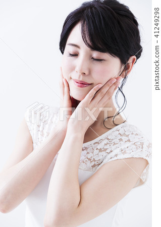  美容女性護膚年輕女性美容 41249298