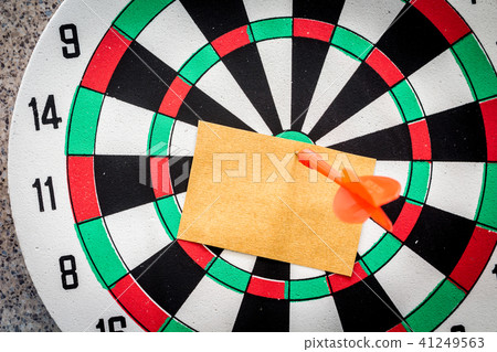 Blank  paper at the center of dart aim 41249563