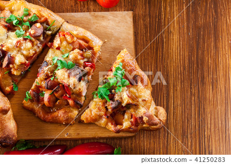 Sliced traditional Turkish pide with meat Sliced traditional Turkish pide with meat 41250283