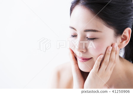  美容女性護膚年輕女性美容 41250906