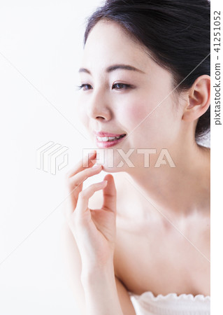  美容女性護膚年輕女性美容 41251052