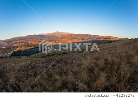 Drakensberg Champagne Castle Mountain Valley 41252272