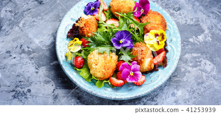 Colorful summer salad Colorful summer salad 41253939