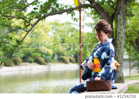 浴衣的女人 浴衣的女人 41254258