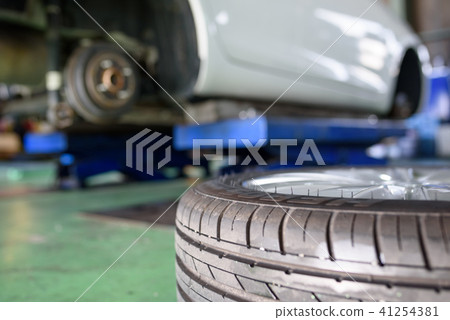 汽車輪胎，車輪更換維修，修理，定期檢查圖像 41254381