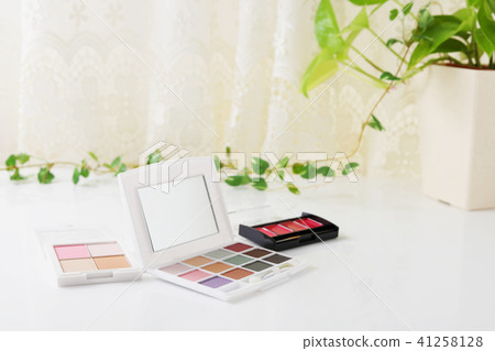 Cosmetic image Cosmetic image 41258128