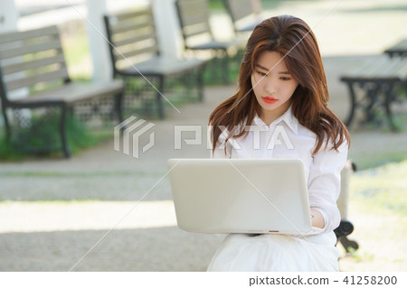 模型，肖像，女人，計算機，搜索 41258200