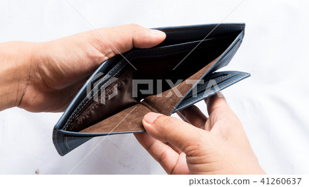 Wallet empty and no money hold in his hand Wallet empty and no money hold in his hand 41260637