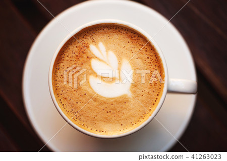 Cup of cappuccino 41263023