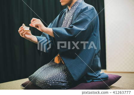 階段 舞台 人 41263777