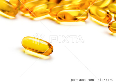 Omega 3 gel capsules 41265470