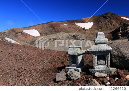 Buddhist mountain bound for Iwateyama mountain Buddhist mountain bound for Iwateyama mountain 41266610