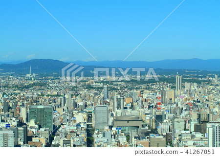 名古屋市城市風景景觀在東部從米德蘭廣場 名古屋市城市風景景觀在東部從米德蘭廣場 41267051